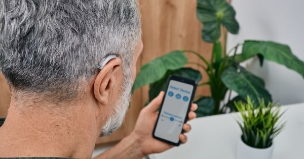 signore apparecchio acustico bluetooth smartphone